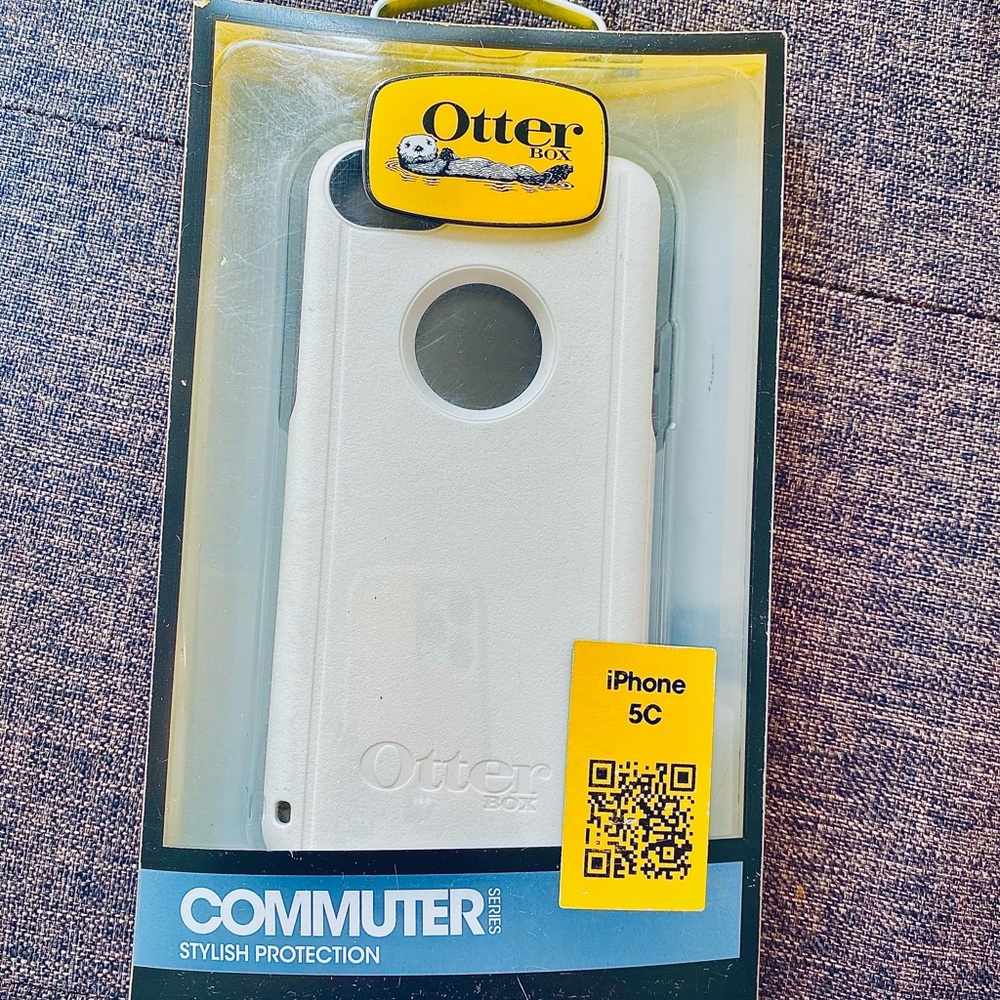 OTTER BOX white